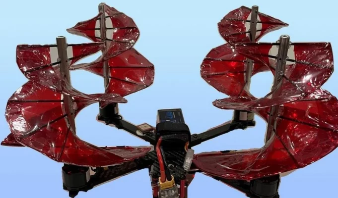 &#x388;&rho;&chi;&omicron;&nu;&tau;&alpha;&iota; &tau;&alpha; stealth drones &mu;&epsilon; &tau;&epsilon;&chi;&nu;&omicron;&lambda;&omicron;&gamma;&#x3af;&alpha; &tau;&omicron;&upsilon; &Lambda;&epsilon;&omicron;&nu;&#x3ac;&rho;&nu;&tau;&omicron; &Nu;&tau;&alpha; &Beta;&#x3af;&nu;&tau;&sigma;&iota;