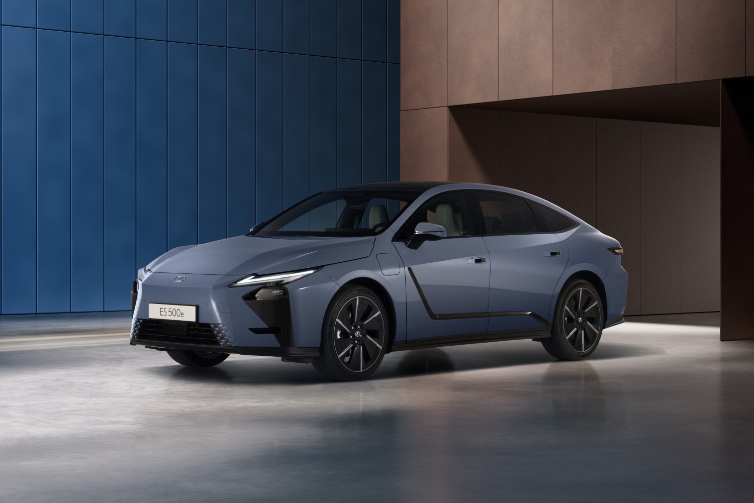 Νέο Lexus ES: Επαναπροσδιορίζει την πολυτέλεια και τη φινέτσα