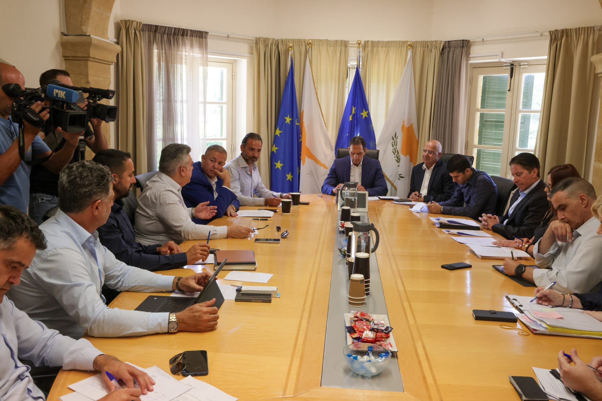 Συναντήθηκαν ΥΠΕΣ και Σύνδεσμος Ανάπτυξης Ακινήτων Κύπρου