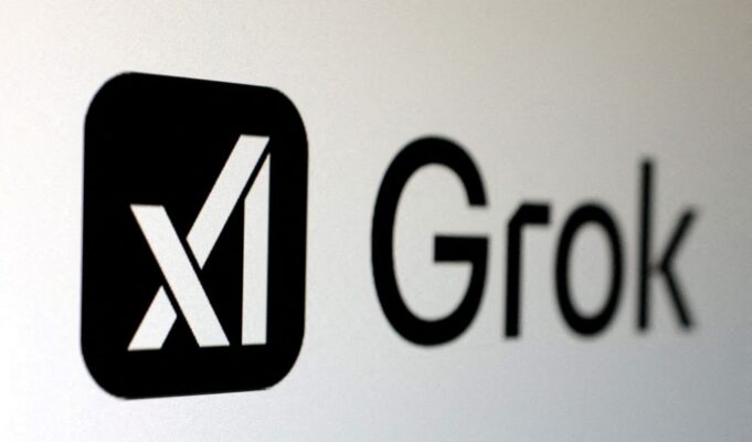 Σάλος με την AI του Musk – Το “Grok” του “X” εξύμνησε τον Χίτλερ