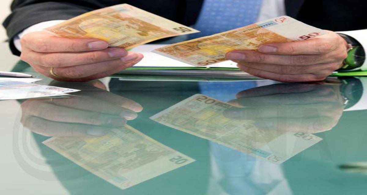Θα αναμένει την εισήγηση της Νομικής Υπηρεσίας για τις πολλαπλές συντάξεις ο Πρόεδρος