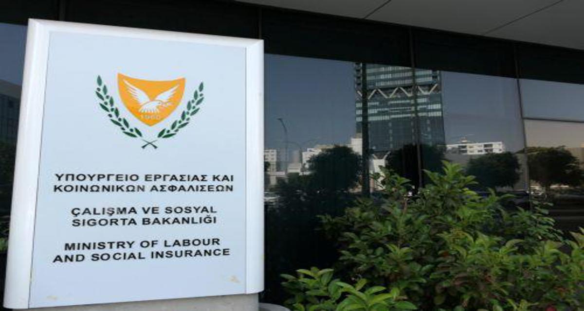 Οικονομική στήριξη εργαζομένων που πλήττονται από πυρκαγιές ανακοίνωσε το Υπ.Εργασίας Οικονομική στήριξη εργαζομένων που πλήττονται από πυρκαγιές ανακοίνωσε το Υπ.Εργασίας