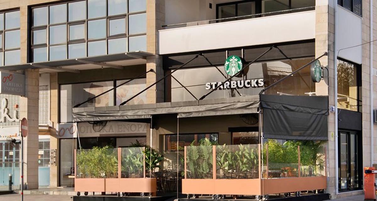 Το νέο κατάστημα Starbucks στη Σταυρού άνοιξε τις πόρτες του