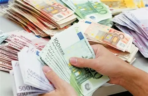 &Epsilon;&nu;&delta;&iota;&#x3ac;&mu;&epsilon;&sigma;&omicron; &mu;&#x3ad;&rho;&iota;&sigma;&mu;&alpha; &euro;0,20 &alpha;&nu;&#x3ac; &sigma;&upsilon;&nu;&#x3ae;&theta;&eta; &mu;&epsilon;&tau;&omicron;&chi;&#x3ae; &kappa;&alpha;&tau;&alpha;&beta;&#x3ac;&lambda;&lambda;&epsilon;&iota; &eta; &Tau;&rho;. &Kappa;&#x3cd;&pi;&rho;&omicron;&upsilon;