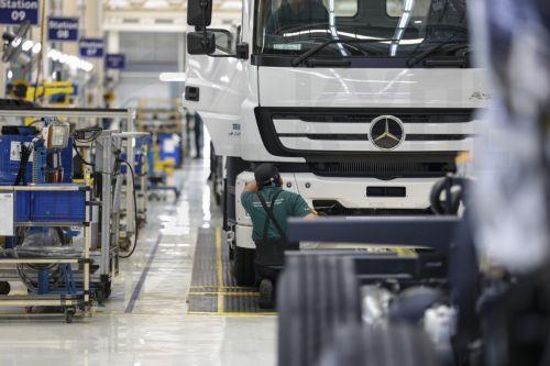 Η Mercedes πώλησε το μερίδιό της στη Nissan για 279,64 εκατομμύρια ευρώ