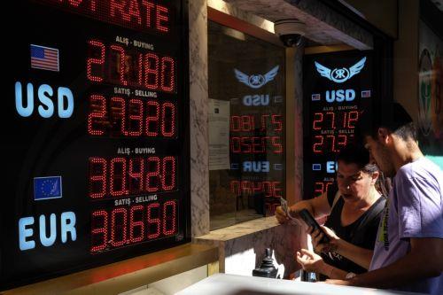 Σε νέο υψηλό το ευρώ έναντι δολαρίου λόγω ειρηνευτικών συνομιλιών για Ουκρανία Σε νέο υψηλό το ευρώ έναντι δολαρίου λόγω ειρηνευτικών συνομιλιών για Ουκρανία