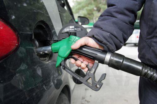 Ετήσια αύξηση 7,7% στις πωλήσεις πετρελαιοειδών τον Ιούλιο Ετήσια αύξηση 7,7% στις πωλήσεις πετρελαιοειδών τον Ιούλιο