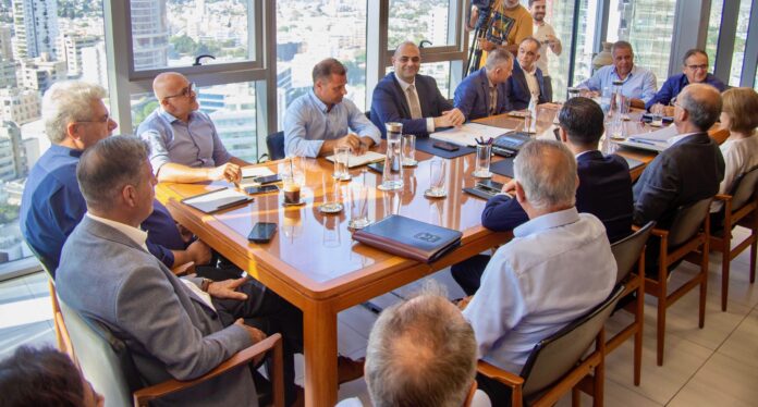 Οι συντεχνίες αποφασίζουν σε πανσυνδικαλιστική σύσκεψη σήμερα για τη στάση τους για ΑΤΑ