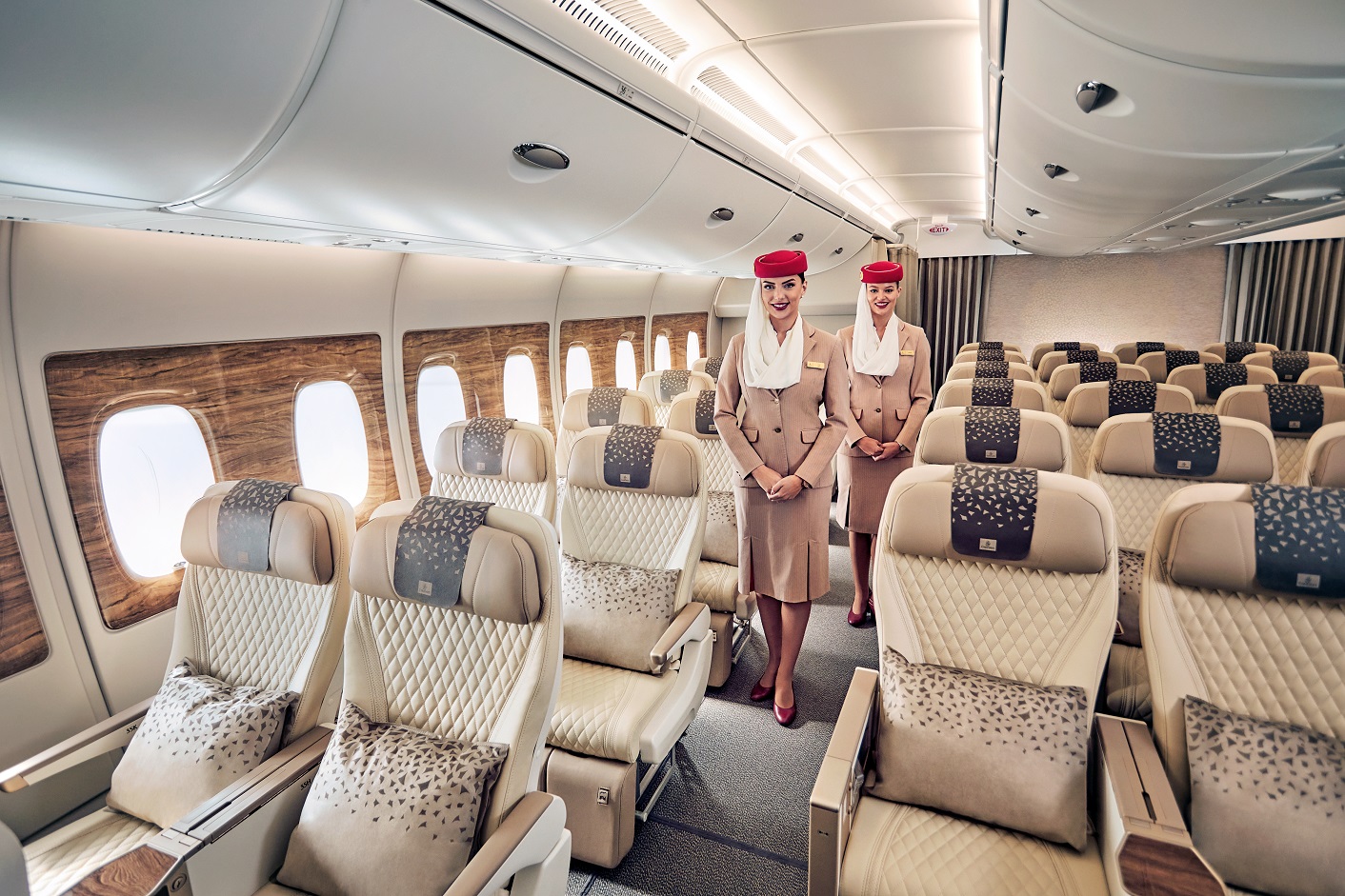 Emirates: Επεκτείνει την προσφορά των νεότερων προϊόντων της εν πτήσει Emirates: Επεκτείνει την προσφορά των νεότερων προϊόντων της εν πτήσει