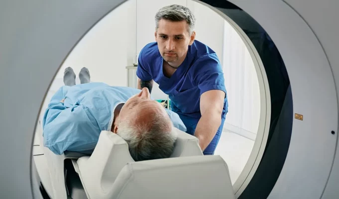 Η Αγγλία δοκιμάζει εργαλείο ΤΝ για ταχύτερη διάγνωση καρκίνου του προστάτη με αυθημερόν αποτελέσματα Η Αγγλία δοκιμάζει εργαλείο ΤΝ για ταχύτερη διάγνωση καρκίνου του προστάτη με αυθημερόν αποτελέσματα