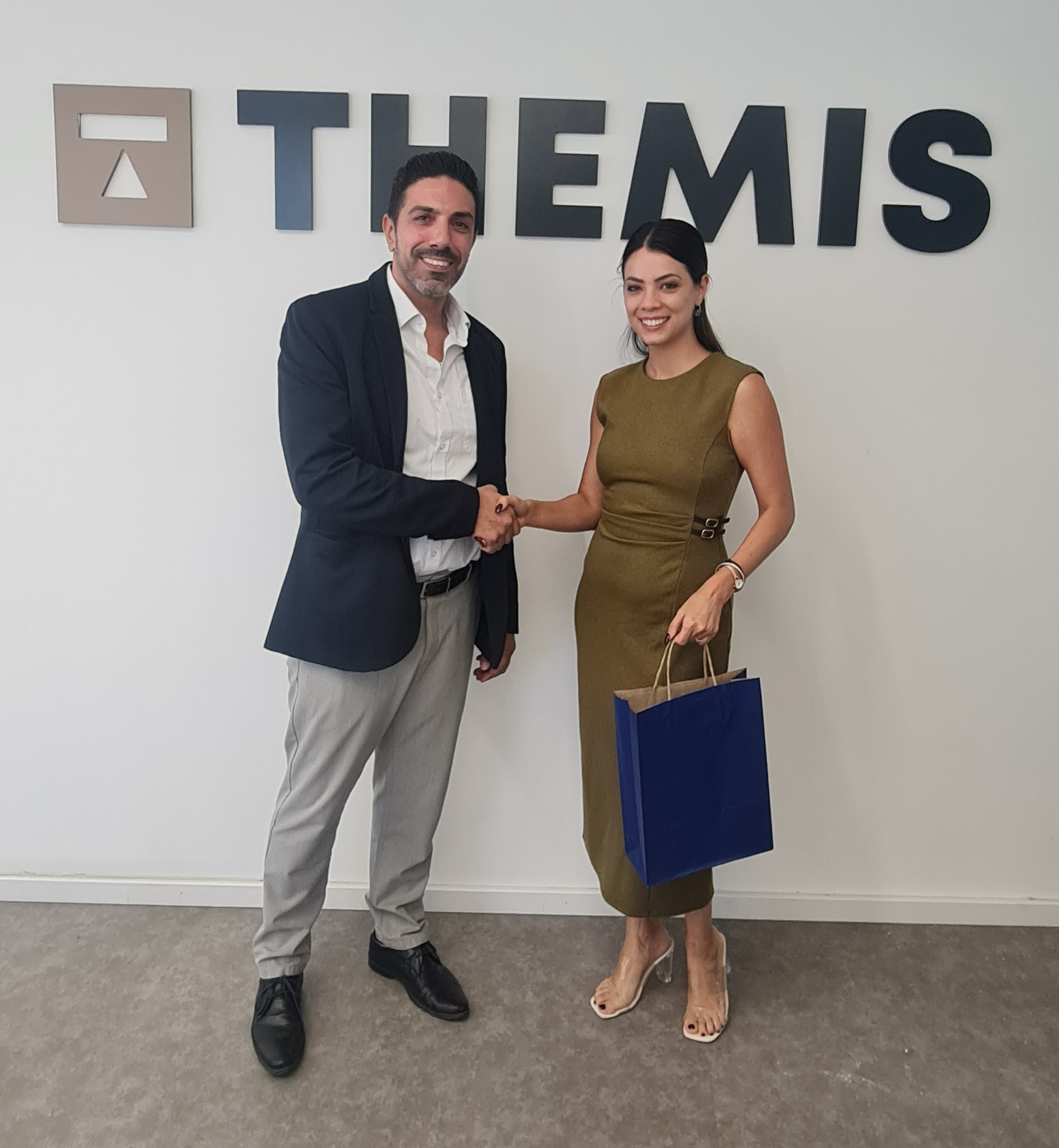 Η Themis Portfolio Management επενδύει στην κοινωνία μέσω της εκπαίδευσης Η Themis Portfolio Management επενδύει στην κοινωνία μέσω της εκπαίδευσης