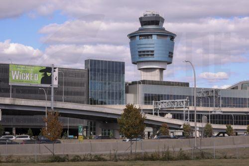 Σε προσωρινές δουλειές εκατοντάδες ελεγκτές εναέριας κυκλοφορίας στις ΗΠΑ Σε προσωρινές δουλειές εκατοντάδες ελεγκτές εναέριας κυκλοφορίας στις ΗΠΑ