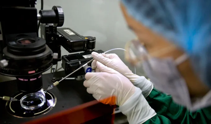 Μια σπάνια αλλεργία μπορεί να μετατρέψει το σεξ σε πραγματικό κίνδυνο για την υγεία – Οι αιτίες και τα συμπτώματα