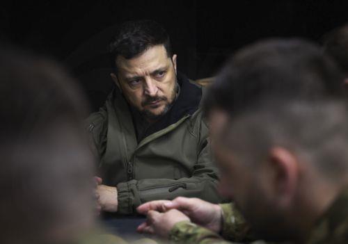 Το Κίεβο συνεργάζεται με ΗΠΑ και άλλους εταίρους για προτάσεις ειρήνης, λέει ο Ζελένσκι