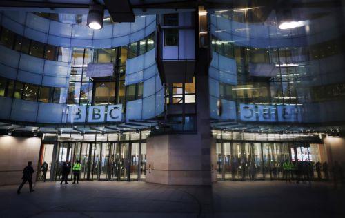 Έχει “υποχρέωση” να μηνύσει το BBC είπε ο Τραμπ