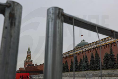 Έτοιμη για ειρηνευτικές διαπραγματεύσεις με Ουκρανία, δηλώνει η Ρωσία