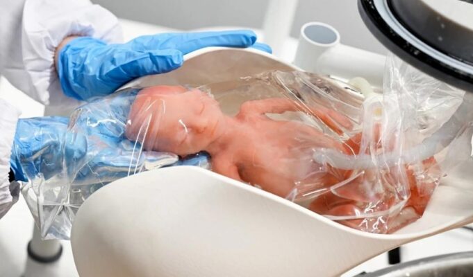 Εταιρεία τελειοποιεί τεχνητή μήτρα που μπορεί να κρατήσει ζωντανό ένα μωρό!