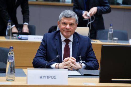 Ο Υπ. Ενέργειας συζήτησε εμβάθυνση συνεργασίας Κύπρου-Αιγύπτου στο Άμπου Ντάμπι