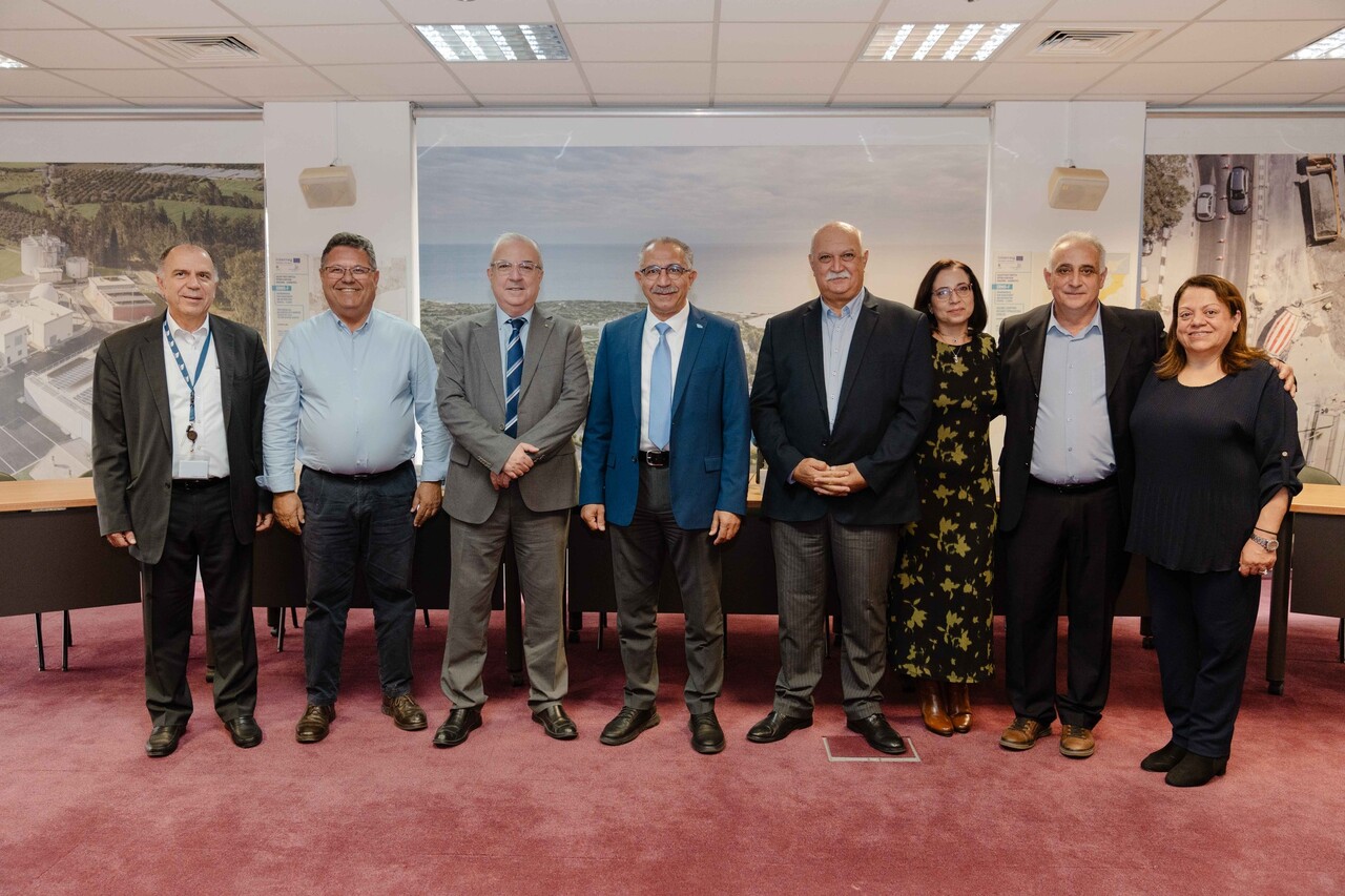 ΕΟΑ Λεμεσού: Παρουσίασε νέους τρόπους πληρωμής τελών ύδρευσης και αποχέτευσης μέσω Ταχυδρομείων και Υπεραγορών