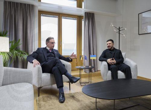 “Σημαντική στήριξη” λέει ο Ζελένσκι για τα 90 δισ.