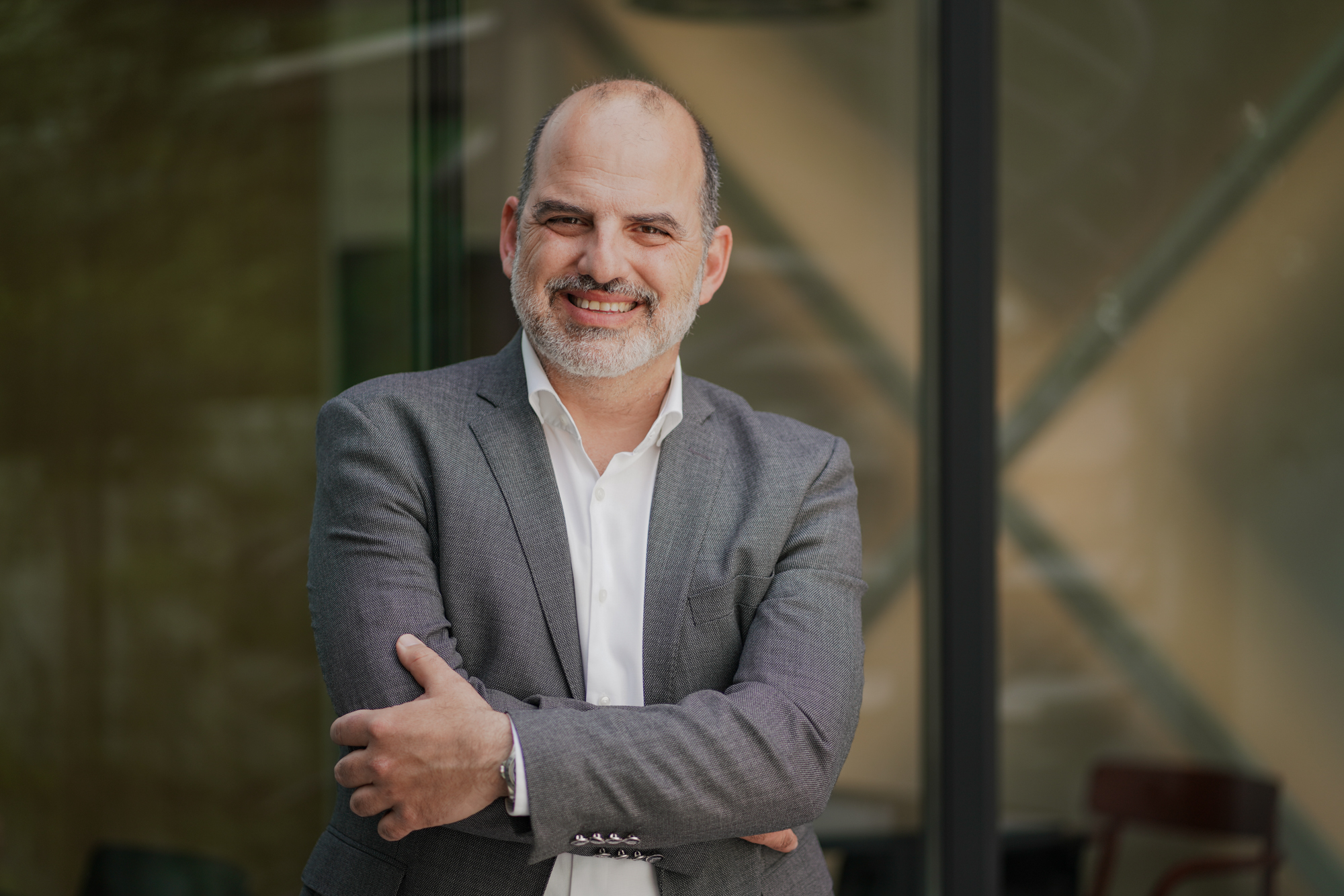 2026: &Eta; &kappa;&alpha;&theta;&eta;&mu;&epsilon;&rho;&iota;&nu;ό&tau;&eta;&tau;&alpha; &mu;&pi;&rho;&omicron;&sigma;&tau;ά, &mu;&pi;&alpha;ί&nu;&omicron;&upsilon;&nu; &omicron;&iota; &beta;ά&sigma;&epsilon;&iota;&sigmaf; &gamma;&iota;&alpha; &tau;&eta;&nu; &upsilon;&lambda;&omicron;&pi;&omicron;ί&eta;&sigma;&eta; έ&rho;&gamma;&omega;&nu; &omicron;&upsilon;&sigma;ί&alpha;&sigmaf;