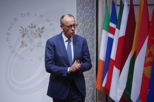 Σε «πολύ κρίσιμη κατάσταση» ορισμένοι τομείς γερμανικής οικονομίας, αναφέρει ο Μερτς