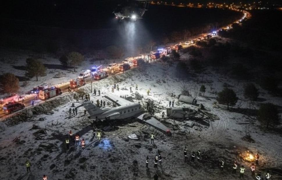 Θρίλερ μετά τη συντριβή Falcon στην Άγκυρα: Προσαγωγή Κύπριας αεροσυνοδού – Τι ερευνούν