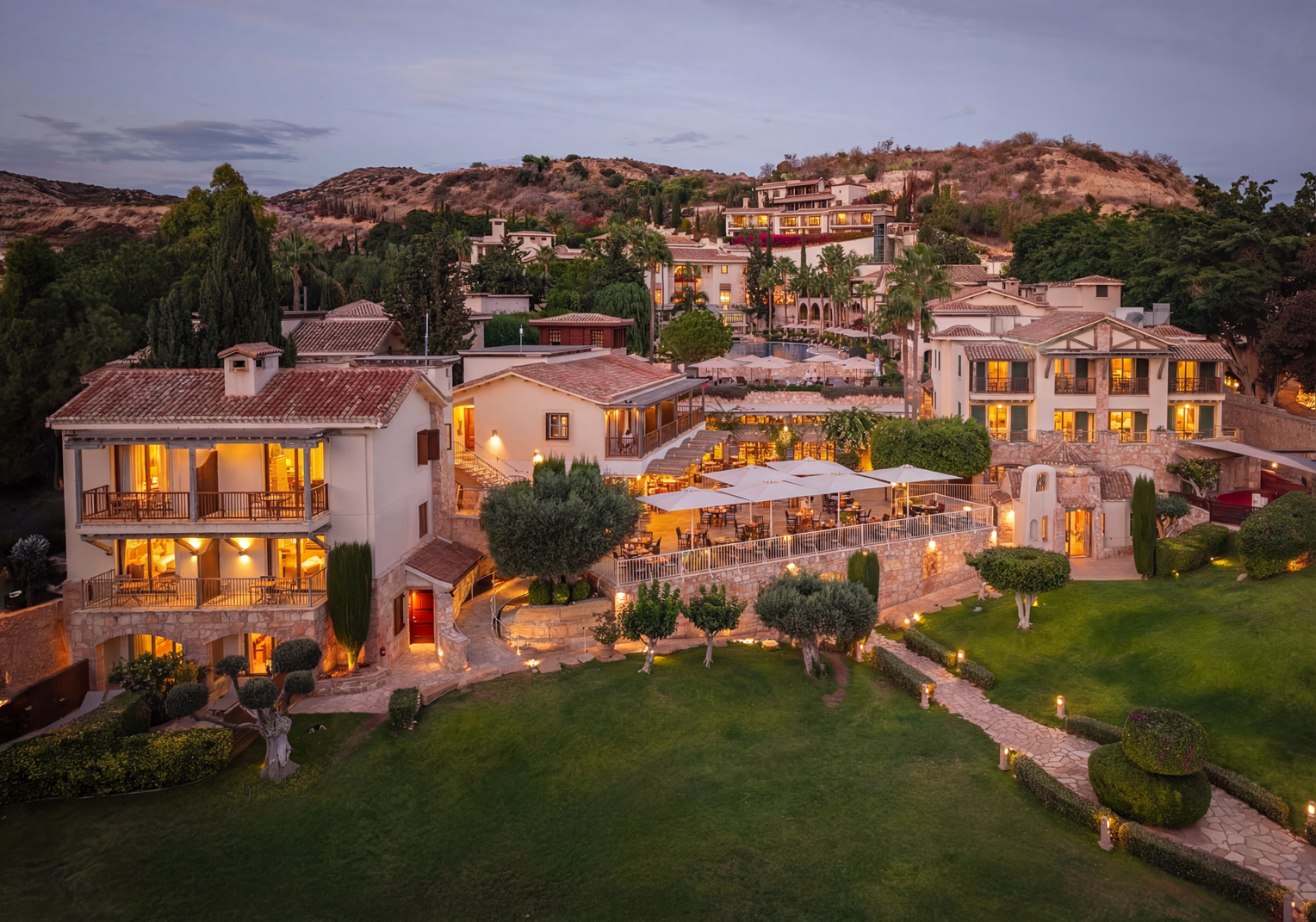 &Kappa;&alpha;&theta;&alpha;&rho;ά &Delta;&epsilon;&upsilon;&tau;έ&rho;&alpha; &delta;ί&pi;&lambda;&alpha; &sigma;&tau;&eta; &theta;ά&lambda;&alpha;&sigma;&sigma;&alpha; &sigma;&tau;&omicron; Columbia Beach Resort