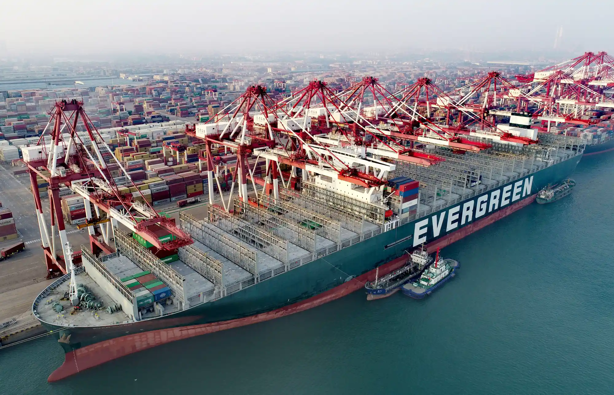 Χάος και $200 δισ. στον αέρα: Η εταιρική Αμερική ζητά πίσω τους δασμούς Τραμπ