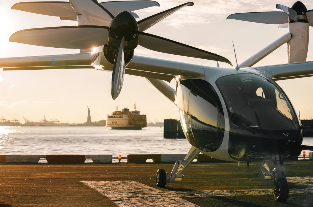 Η Uber φέρνει τα ηλεκτρικά ιπτάμενα ταξί στην εφαρμογή της – Το μέλλον των μετακινήσεων απογειώνεται