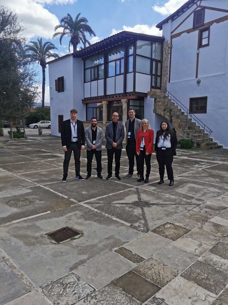 &Epsilon;&Tau;&Epsilon;&Kappa;: &Pi;&rho;ώ&tau;&alpha; &beta;ή&mu;&alpha;&tau;&alpha; &gamma;&iota;&alpha; &upsilon;&iota;&omicron;&theta;έ&tau;&eta;&sigma;&eta; &tau;&eta;&sigmaf; &Beta;&Iota;&Mu; &alpha;&pi;ό &mu;&iota;&kappa;&rho;&omicron;&mu;&epsilon;&sigma;&alpha;ί&epsilon;&sigmaf; &epsilon;&pi;&iota;&chi;&epsilon;&iota;&rho;ή&sigma;&epsilon;&iota;&sigmaf;