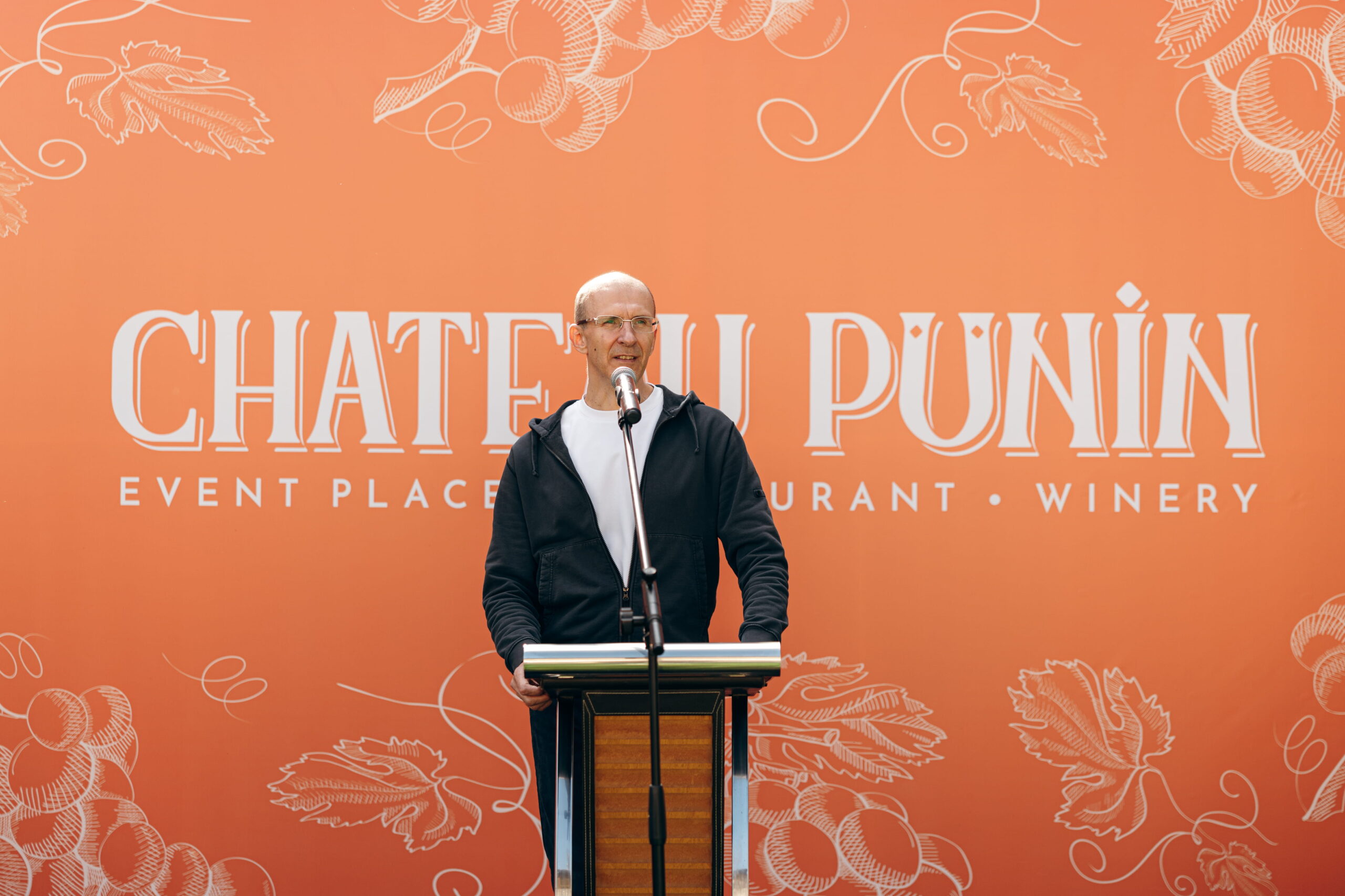 &Sigma;&tau;&omicron; CHATEAU PUNIN &epsilon;&gamma;&kappa;&alpha;&iota;&nu;&iota;ά&sigma;&tau;&eta;&kappa;&epsilon; &tau;&omicron; &nu;έ&omicron; &kappa;&epsilon;&phi;ά&lambda;&alpha;&iota;&omicron; &gamma;&iota;&alpha; &tau;&eta;&nu; &kappa;&upsilon;&pi;&rho;&iota;&alpha;&kappa;ή &omicron;&iota;&nu;&omicron;&pi;&omicron;&iota;ί&alpha;