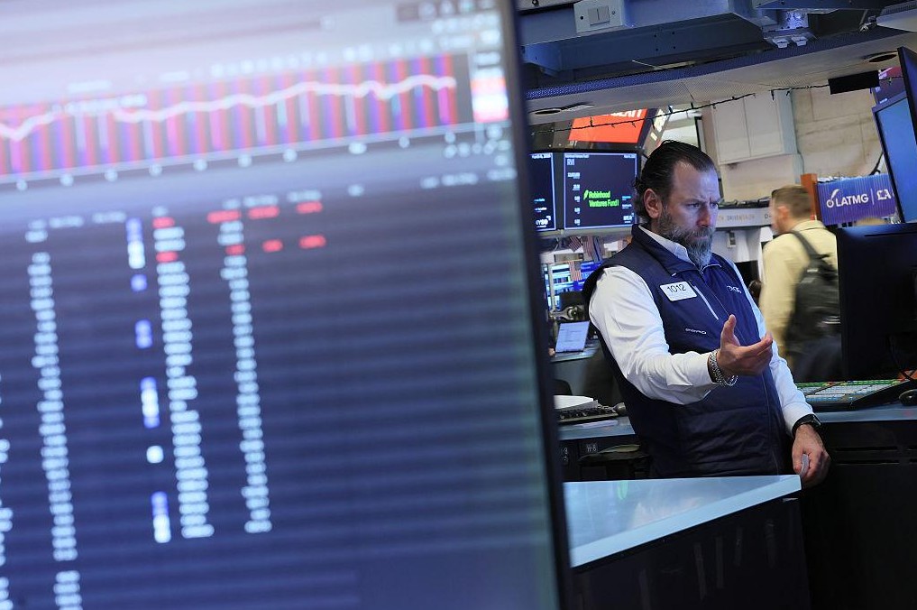 Η οικονομία των ΗΠΑ έχασε 92.000 θέσεις εργασίας τον Φεβρουάριο – Ανησυχία για την αγορά εργασίας