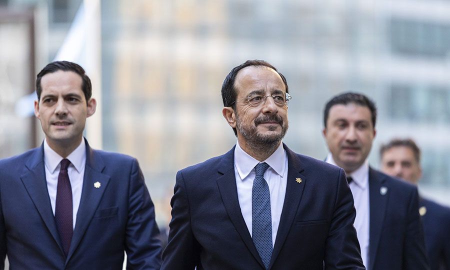 ΠτΔ: Ανοίγει τον διάλογο για το μέλλον των βρετανικών βάσεων στην Κύπρο