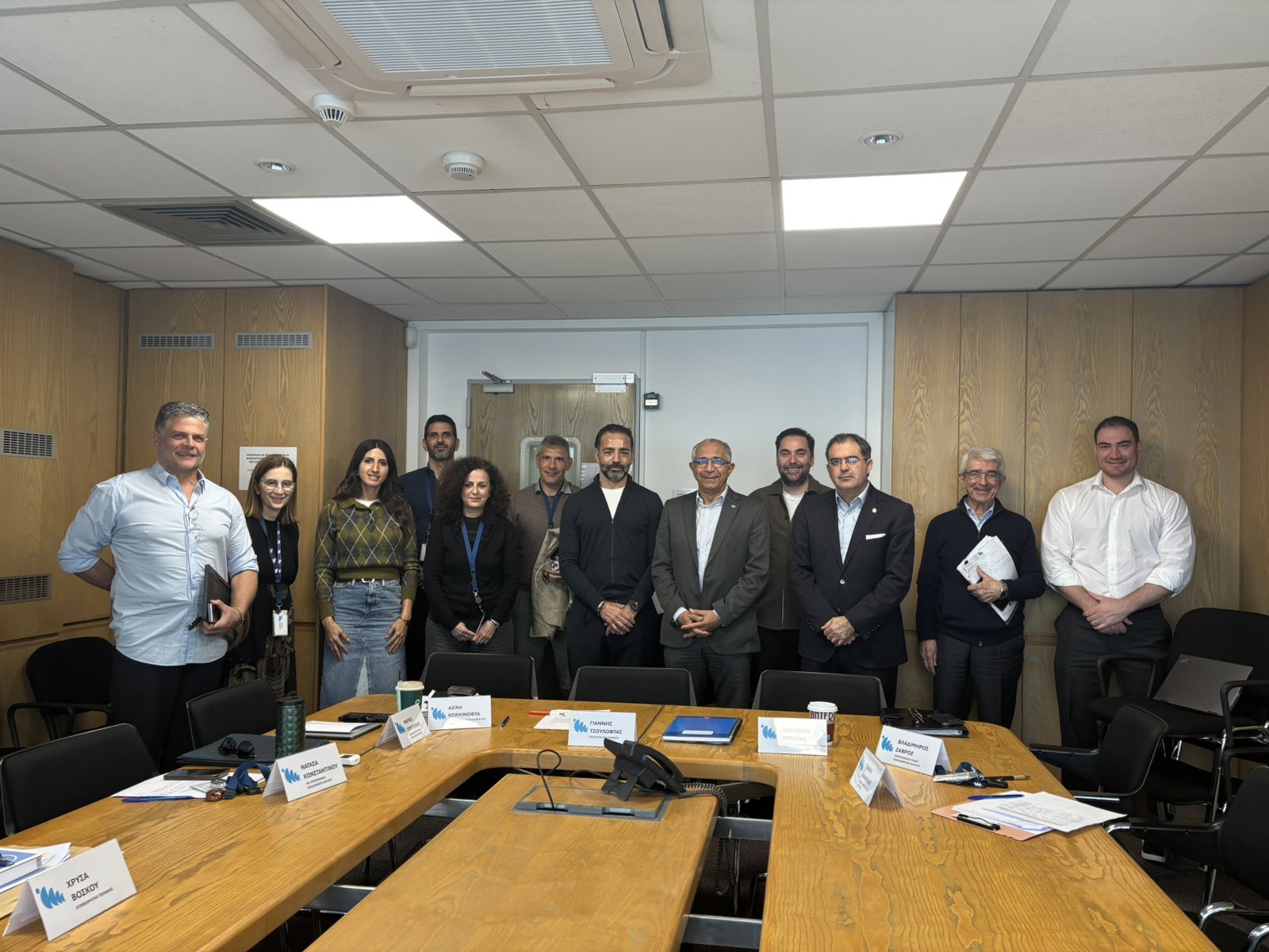 &Sigma;ύ&nu;&delta;&epsilon;&sigma;&mu;&omicron;&sigmaf; &Alpha;&nu;ά&pi;&tau;&upsilon;&xi;&eta;&sigmaf; &Alpha;&kappa;&iota;&nu;ή&tau;&omega;&nu;: &Sigma;&upsilon;&nu;&alpha;&nu;&tau;ή&theta;&eta;&kappa;&epsilon; &mu;&epsilon; &Pi;&rho;ό&epsilon;&delta;&rho;&omicron; &tau;&omicron;&upsilon; &Epsilon;&Omicron;&Alpha; &Lambda;&epsilon;&mu;&epsilon;&sigma;&omicron;ύ, &kappa;. &Gamma;&iota;ά&nu;&nu;&eta; &Tau;&sigma;&omicron;&upsilon;&lambda;ό&phi;&tau;&alpha;