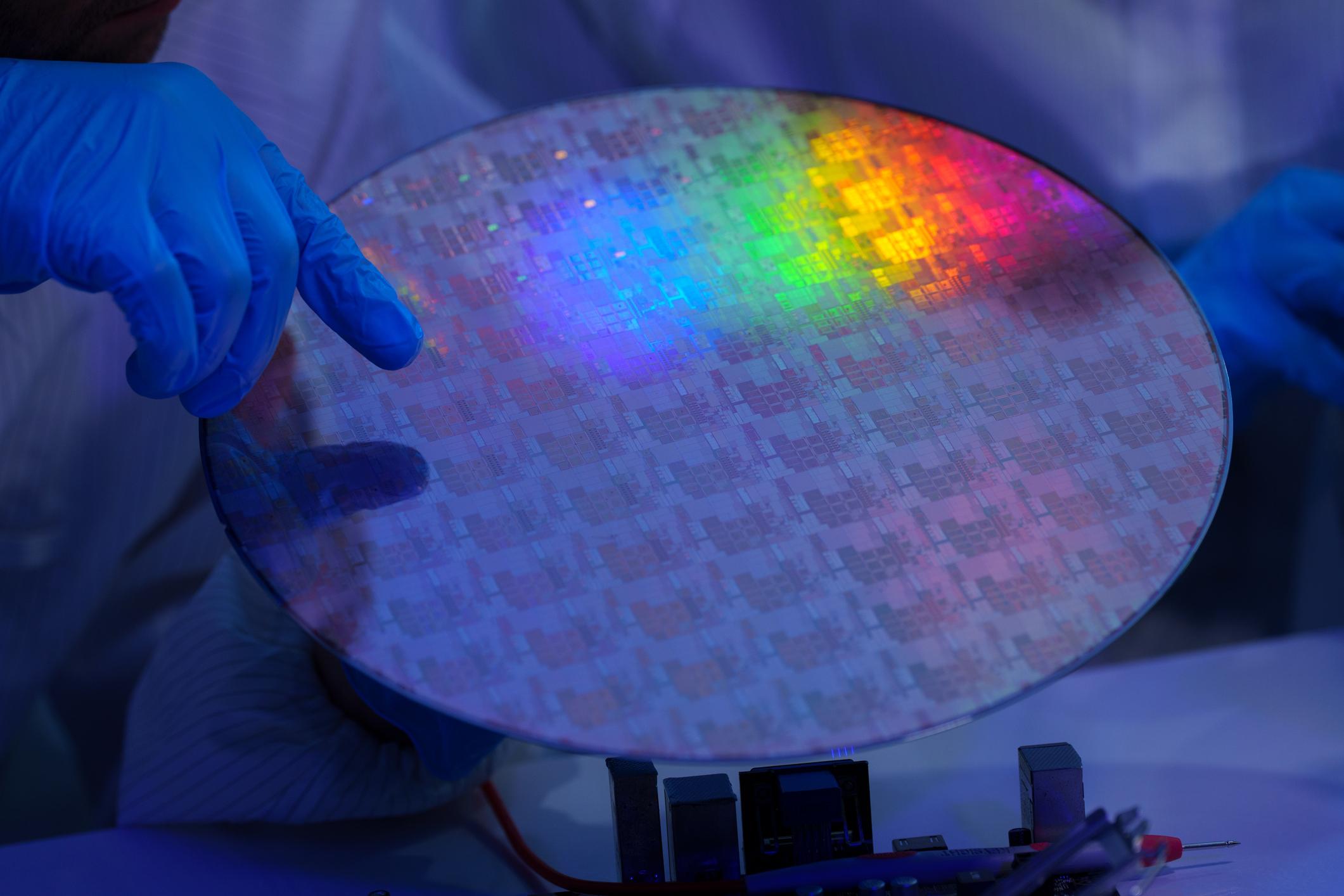 &Kappa;ύ&pi;&rho;&omicron;&sigmaf;: &Sigma;&epsilon; &tau;&rho;&omicron;&chi;&iota;ά &eta; &nu;έ&alpha; &Epsilon;&theta;&nu;&iota;&kappa;ή &Psi;&eta;&phi;&iota;&alpha;&kappa;ή &Sigma;&tau;&rho;&alpha;&tau;&eta;&gamma;&iota;&kappa;ή &mu;&epsilon; &omicron;&rho;ί&zeta;&omicron;&nu;&tau;&alpha; &tau;&omicron; 2030