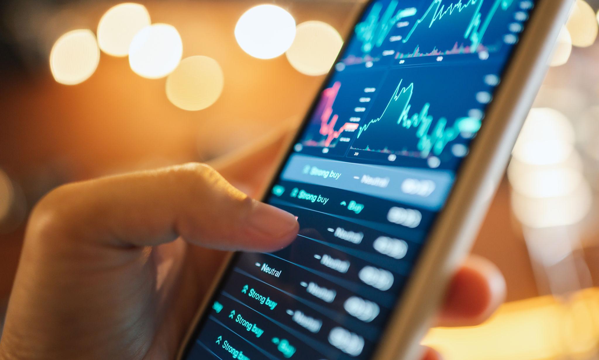 &Delta;&omicron;&lambda;ά&rho;&iota;&omicron; &sigma;&epsilon; &alpha;&nu;&omicron;&delta;&iota;&kappa;ή &tau;&rho;&omicron;&chi;&iota;ά: &Eta; &gamma;&epsilon;&omega;&pi;&omicron;&lambda;&iota;&tau;&iota;&kappa;ή έ&nu;&tau;&alpha;&sigma;&eta; &epsilon;&pi;&alpha;&nu;&alpha;&phi;έ&rho;&epsilon;&iota; &tau;&alpha; &laquo;&alpha;&sigma;&phi;&alpha;&lambda;ή &kappa;&alpha;&tau;&alpha;&phi;ύ&gamma;&iota;&alpha;&raquo;