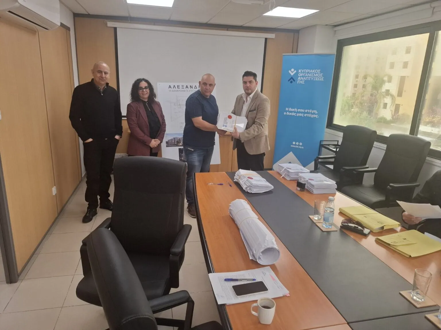 &Kappa;&Omicron;&Alpha;&Gamma;: &Upsilon;&pi;&omicron;&gamma;&rho;&alpha;&phi;ή &sigma;&upsilon;&mu;&beta;&omicron;&lambda;&alpha;ί&omega;&nu; &gamma;&iota;&alpha; &tau;&eta;&nu; &alpha;&nu;έ&gamma;&epsilon;&rho;&sigma;&eta; &tau;&eta;&sigmaf; &omicron;&iota;&kappa;&iota;&sigma;&tau;&iota;&kappa;ή&sigmaf; &alpha;&nu;ά&pi;&tau;&upsilon;&xi;&eta;&sigmaf; &laquo;&Alpha;&Lambda;&Epsilon;&Xi;&Alpha;&Nu;&Delta;&Rho;&Alpha;&raquo; &sigma;&tau;&eta; &Lambda;&alpha;&kappa;&alpha;&tau;ά&mu;&iota;&alpha;