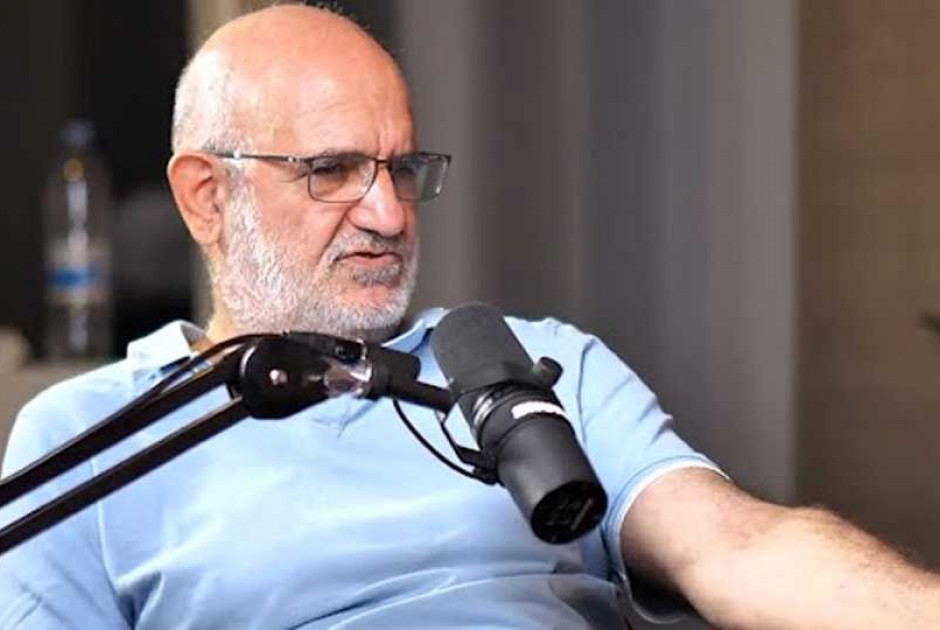 &Kappa;&iota; &alpha;&nu; &omicron; &Mu;&alpha;&kappa;ά&rho;&iota;&omicron;&sigmaf; έ&chi;&epsilon;&iota; &delta;ί&kappa;&alpha;&iota;&omicron;;