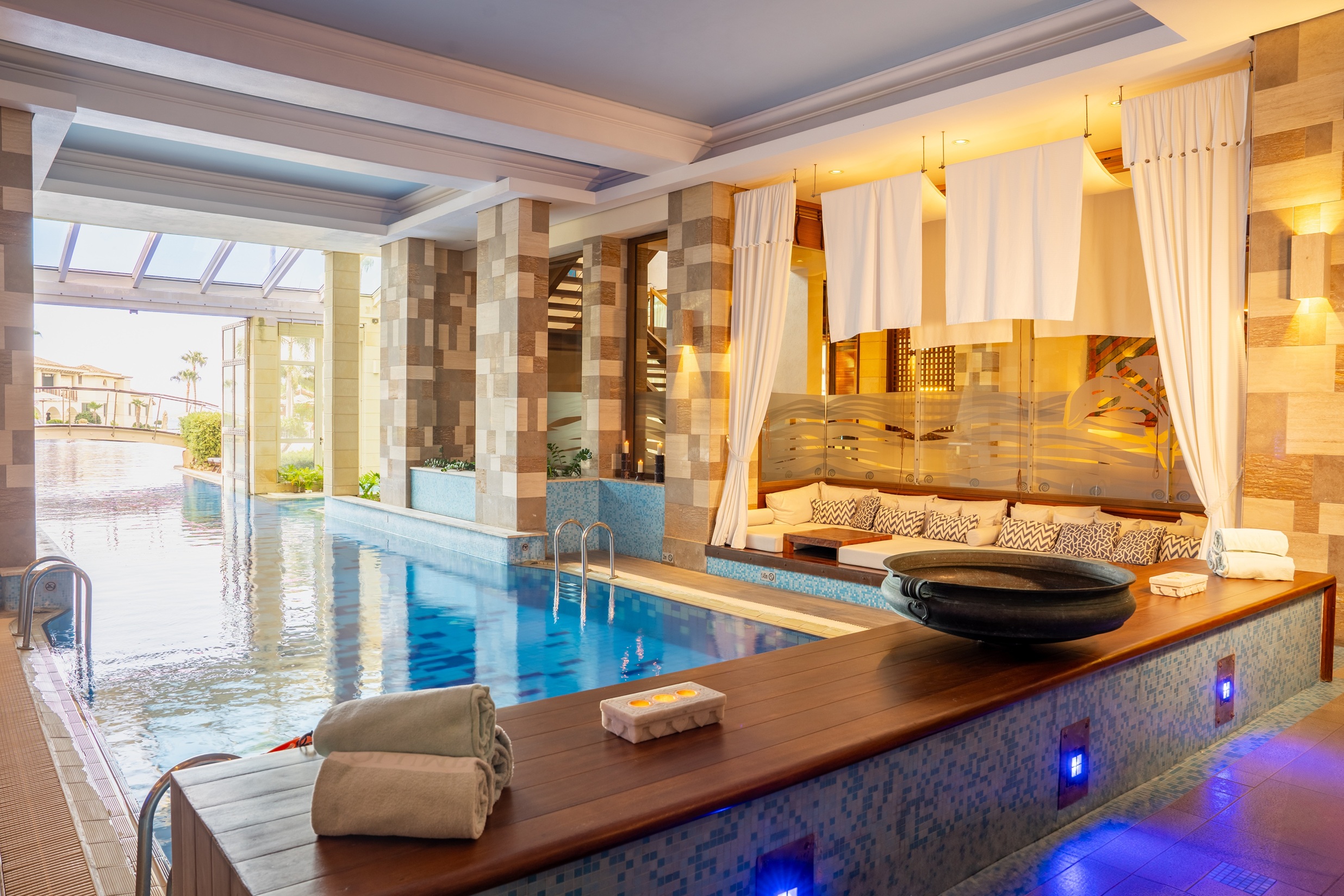 &Tau;&omicron; Columbia Beach Resort &pi;&rho;&omicron;&tau;&epsilon;ί&nu;&epsilon;&iota; &tau;&iota;&sigmaf; &pi;&iota;&omicron; &kappa;&alpha;&lambda;&omicron;&sigma;&chi;&epsilon;&delta;&iota;&alpha;&sigma;&mu;έ&nu;&epsilon;&sigmaf; &alpha;&pi;&omicron;&delta;&rho;ά&sigma;&epsilon;&iota;&sigmaf; &tau;&omicron;&upsilon; &Kappa;&alpha;&tau;&alpha;&kappa;&lambda;&upsilon;&sigma;&mu;&omicron;ύ