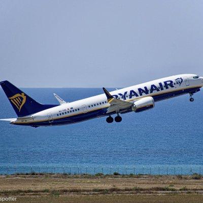Ryanair: &Kappa;&lambda;&epsilon;ί&nu;&epsilon;&iota; &tau;&eta; &beta;ά&sigma;&eta; &sigma;&tau;&eta; &Theta;&epsilon;&sigma;&sigma;&alpha;&lambda;&omicron;&nu;ί&kappa;&eta; &ndash; &laquo;&Kappa;&alpha;&mu;&pi;&alpha;&nu;ά&kappa;&iota;&raquo; &gamma;&iota;&alpha; &tau;&eta;&nu; &alpha;&nu;&tau;&alpha;&gamma;&omega;&nu;&iota;&sigma;&tau;&iota;&kappa;ό&tau;&eta;&tau;&alpha; &tau;&eta;&sigmaf; &Epsilon;&lambda;&lambda;ά&delta;&alpha;&sigmaf;