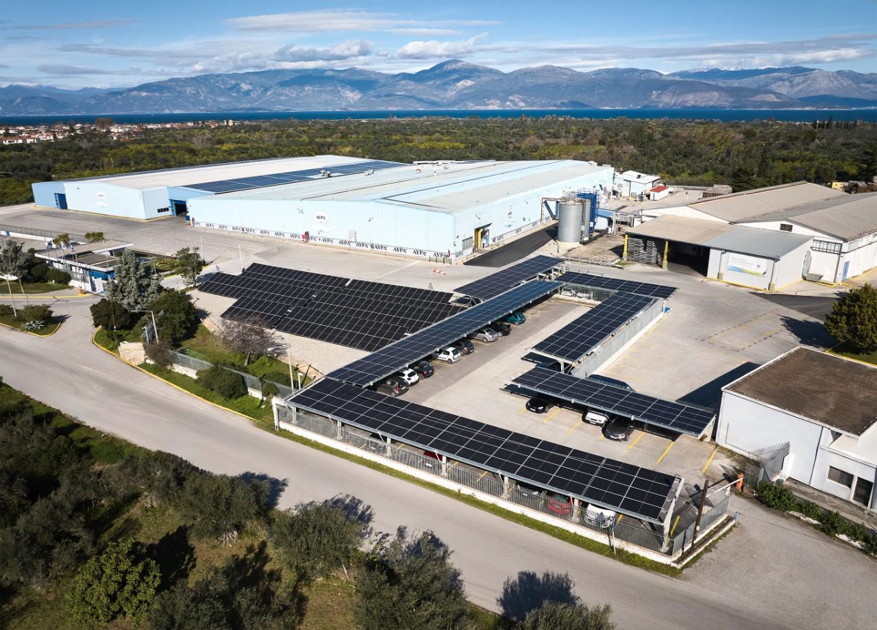 Coca-Cola &Eta;&Beta;C: &Epsilon;&pi;&epsilon;&nu;&delta;ύ&sigma;&epsilon;&iota;&sigmaf; &euro;51 &epsilon;&kappa;&alpha;&tau;. &sigma;&epsilon; &pi;&alpha;&rho;&alpha;&gamma;&omega;&gamma;ή &kappa;&alpha;&iota; logistics &sigma;&tau;&eta;&nu; &Epsilon;&lambda;&lambda;ά&delta;&alpha;