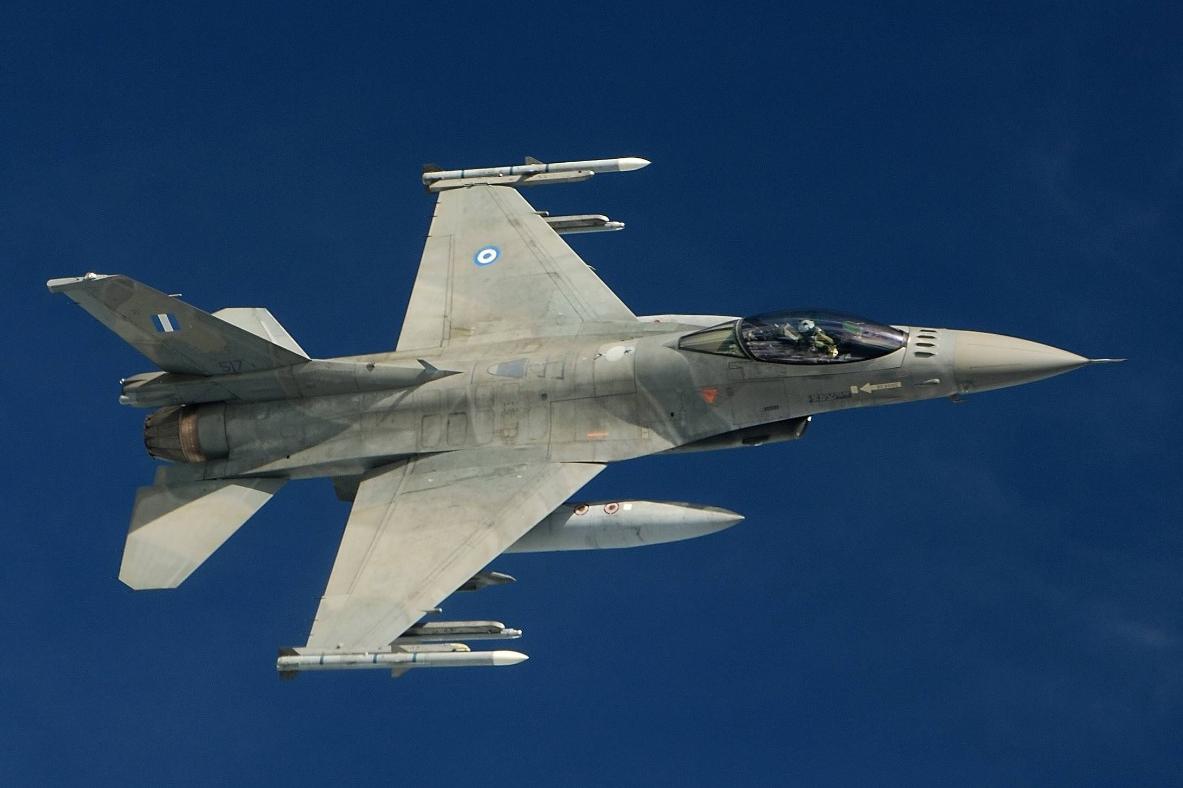 &Sigma;&upsilon;&nu;&epsilon;&chi;ί&zeta;&epsilon;&tau;&alpha;&iota; &eta; &pi;&alpha;&rho;&omicron;&upsilon;&sigma;ί&alpha; &epsilon;&lambda;&lambda;&eta;&nu;&iota;&kappa;ώ&nu; F-16 &sigma;&tau;&eta;&nu; &Kappa;ύ&pi;&rho;&omicron; &ndash; &Epsilon;&nu;ί&sigma;&chi;&upsilon;&sigma;&eta; &tau;&eta;&sigmaf; &alpha;&epsilon;&rho;&omicron;&pi;&omicron;&rho;&iota;&kappa;ή&sigmaf; &theta;&omega;&rho;ά&kappa;&iota;&sigma;&eta;&sigmaf;