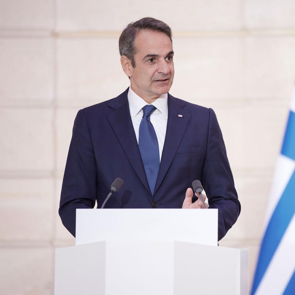 &Mu;&eta;&tau;&sigma;&omicron;&tau;ά&kappa;&eta;&sigmaf;: &laquo;&Omicron;&iota; &Kappa;ύ&pi;&rho;&iota;&omicron;&iota; &epsilon;&pi;έ&lambda;&epsilon;&xi;&alpha;&nu; &sigma;&tau;&alpha;&theta;&epsilon;&rho;ό&tau;&eta;&tau;&alpha;&raquo; &ndash; &Sigma;&upsilon;&gamma;&chi;&alpha;&rho;&eta;&tau;ή&rho;&iota;&alpha; &sigma;&epsilon; &Delta;&Eta;.&Sigma;&Upsilon;. &kappa;&alpha;&iota; &Alpha;&nu;&nu;ί&tau;&alpha;