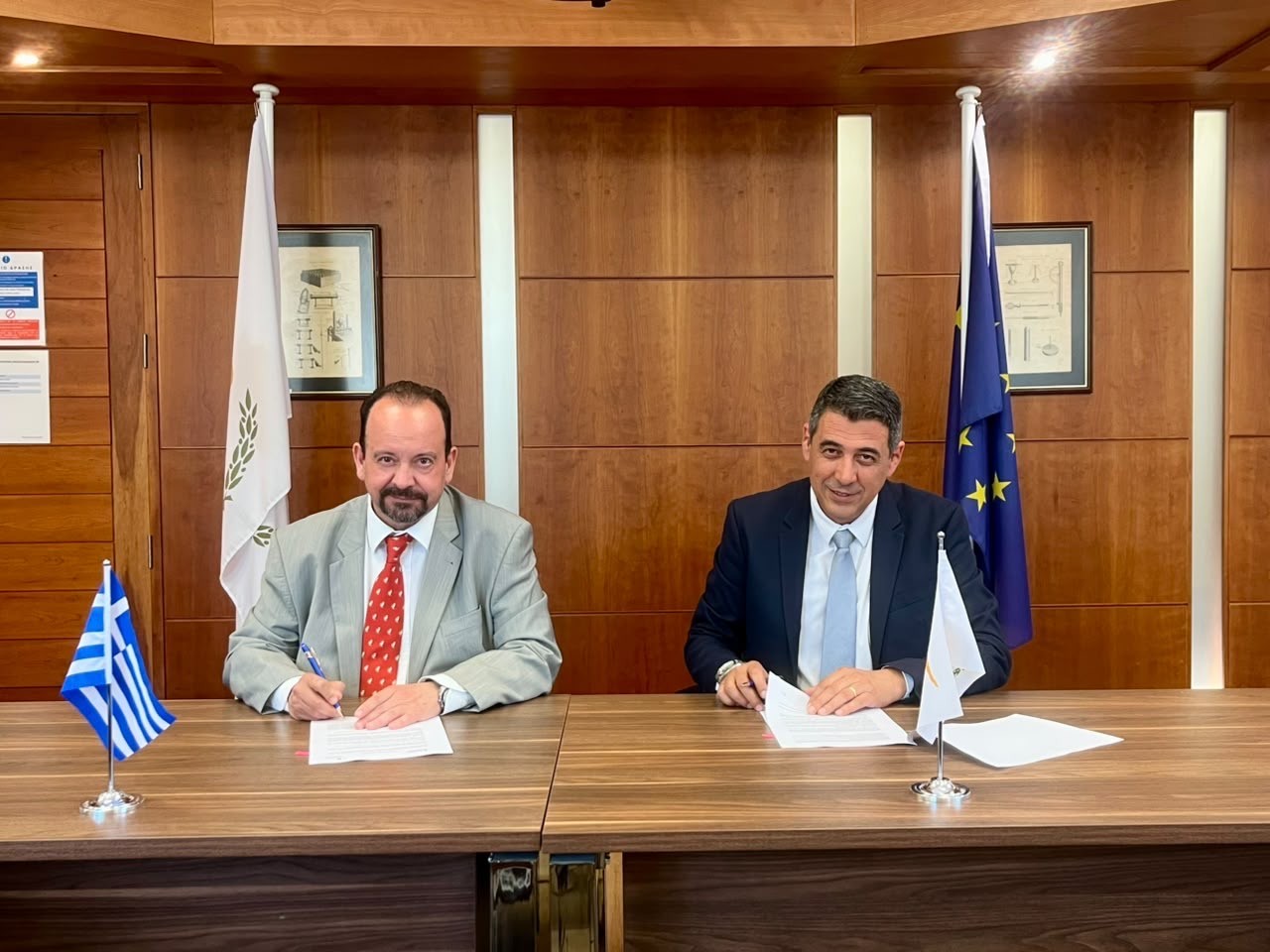 &Sigma;&upsilon;&nu;&alpha;&nu;&tau;ή&theta;&eta;&kappa;&alpha;&nu; &Rho;&Alpha;&Epsilon;K &kappa;&alpha;&iota; &Rho;&Alpha;&Alpha;&Epsilon;&Upsilon; &gamma;&iota;&alpha; &alpha;&nu;&alpha;&nu;έ&omega;&sigma;&eta; &Mu;&nu;&eta;&mu;&omicron;&nu;ί&omicron;&upsilon; &Sigma;&upsilon;&nu;&epsilon;&rho;&gamma;&alpha;&sigma;ί&alpha;&sigmaf;