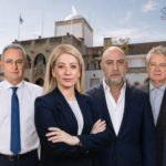 Η Αννίτα Δημητρίου, ο Νίκος Χριστοδουλίδης, ο Ανδρέας Μαυρογιάννης, ο Στέφανος Στεφάνου, ο Αβέρωφ Νεοφύτου και ο Γιώργος Παμπορίδης μπροστά από το Προεδρικό Μέγαρο