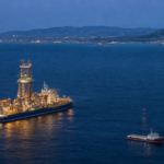 Ενεργειακή εγκατάσταση στην Ανατολική Μεσόγειο με την Κύπρο στο βάθος
