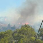 Η μεγάλη πυρκαγιά που ξεκίνησε στο πεδίο βολής Καλού Χωριού και επεκτάθηκε προς την Αγία Άννα και τον Ψευδά