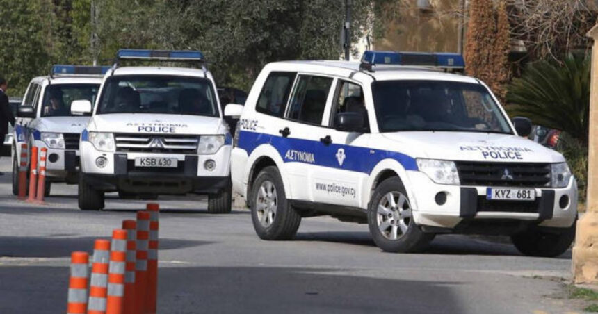 Οχήματα της Αστυνομίας Κύπρου σε επιχείρηση