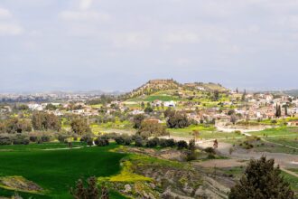 Πανοραμική άποψη της κοινότητας Πέρα Ορεινής στην επαρχία Λευκωσίας